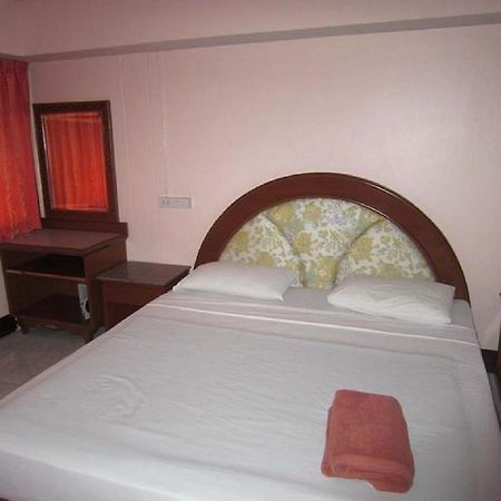 Aa Guesthouse Паттая Номер фото