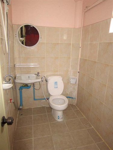 Aa Guesthouse Паттая Екстер'єр фото